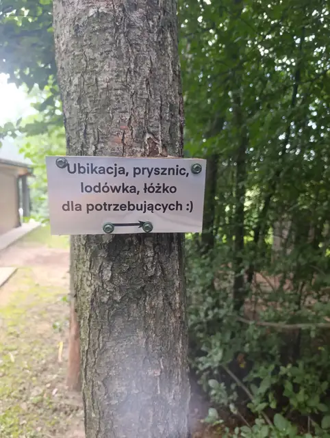 Zaplecze sanitarne i lodówka